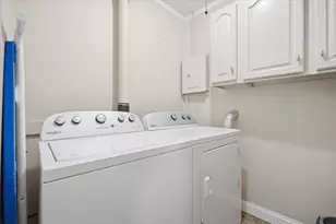 1109 N State St, Bloomington, IL 61701 - Photo 13