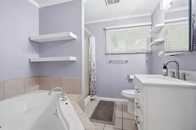 1109 N State Street, Bloomington, IL 61701 - Photo 15