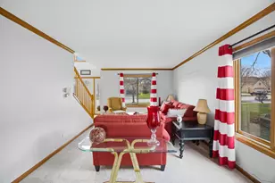 4807 Clearwater Ln, Naperville, IL 60564 - Photo 5