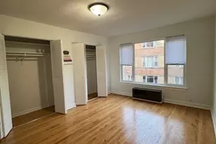 2424 W Estes Ave, Chicago, IL 60645 - Photo 13