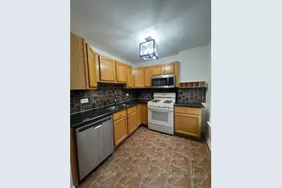 2424 W Estes Avenue #4I, Chicago, IL 60645 - Photo 9