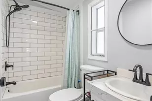126 7th Ave, Bartlett, IL 60103 - Photo 13