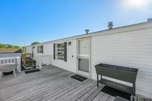 126 7th Ave, Bartlett, IL 60103 - Photo 5