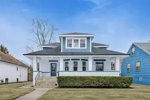 1638 Oakwood Ave, Des Plaines, IL 60016 - Photo 1