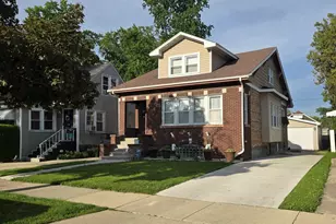 927 24th Ave, Bellwood, IL 60104 - Photo 3