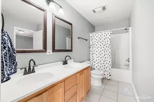 386 Essex Dr, Oswego, IL 60543 - Photo 19