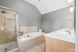 386 Essex Dr, Oswego, IL 60543 - Photo 25