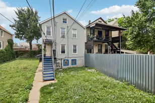 2010 W 18th Pl, Chicago, IL 60608 - Photo 17
