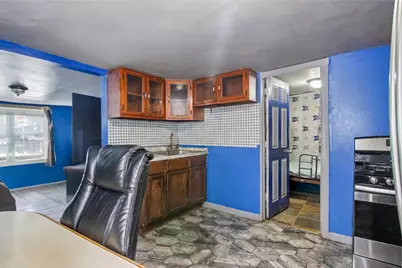 2010 W 18th Place, Chicago, IL 60608 - Photo 13