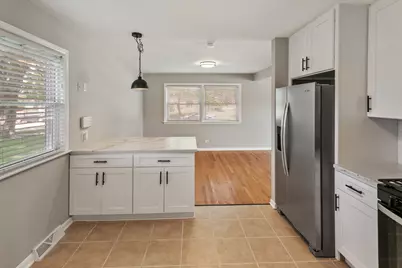 178 W Normandy Drive, Chicago Heights, IL 60411 - Photo 11