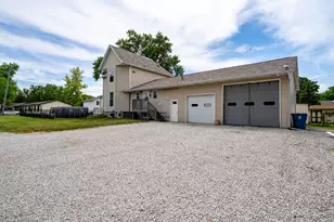 223 E Michigan Ave, Pontiac, IL 61764 - Photo 55