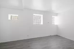 5431 S Hermitage Ave, Chicago, IL 60609 - Photo 11