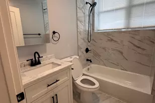 4901 N Kenmore Ave, Chicago, IL 60640 - Photo 13