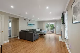 227 S Cedar St, Palatine, IL 60067 - Photo 11