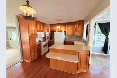 1200 Academy Street, Eldorado, IL 62930 - Photo 13