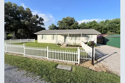 1200 Academy Street, Eldorado, IL 62930 - Photo 3