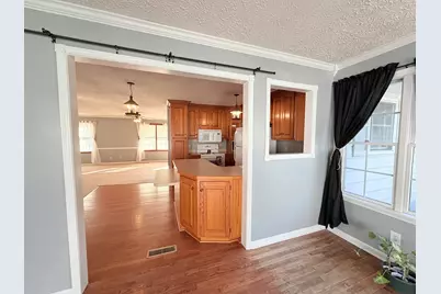 1200 Academy Street, Eldorado, IL 62930 - Photo 15