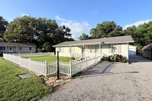 1200 Academy St, Eldorado, IL 62930 - Photo 7