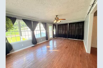1200 Academy Street, Eldorado, IL 62930 - Photo 17