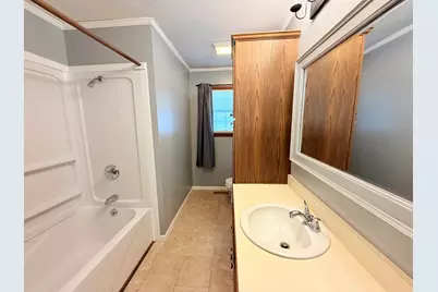 1200 Academy Street, Eldorado, IL 62930 - Photo 19