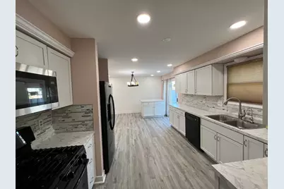 502 Powers Court #B, Yorkville, IL 60560 - Photo 7