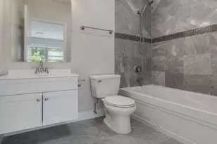 2038 W Touhy Ave, Chicago, IL 60645 - Photo 11