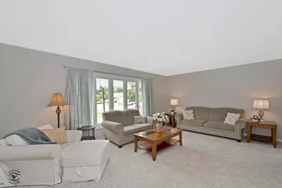 11621 Brookshire Drive, Orland Park, IL 60467 - Photo 5