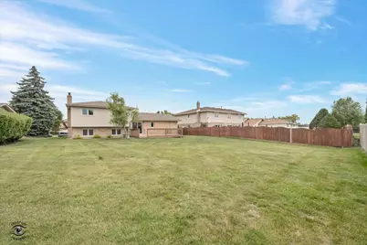11621 Brookshire Drive, Orland Park, IL 60467 - Photo 27