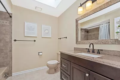 11621 Brookshire Drive, Orland Park, IL 60467 - Photo 17