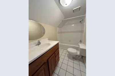 418 Saint Charles Street #B, Elgin, IL 60120 - Photo 7
