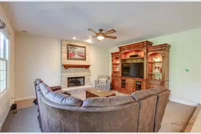 231 Cater Lane, Libertyville, IL 60048 - Photo 17