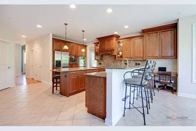 231 Cater Lane, Libertyville, IL 60048 - Photo 11