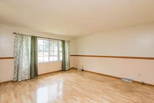 2528 Lucia Ave, Waukegan, IL 60085 - Photo 7