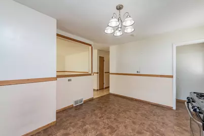 2528 Lucia Avenue, Waukegan, IL 60085 - Photo 11