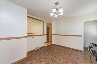 2528 Lucia Ave, Waukegan, IL 60085 - Photo 11
