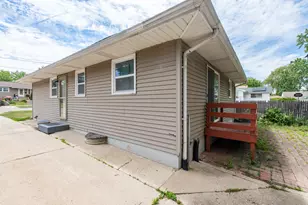 2528 Lucia Ave, Waukegan, IL 60085 - Photo 29