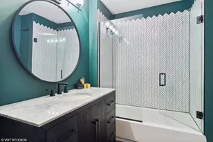 545 N Dearborn St, Chicago, IL 60654 - Photo 7