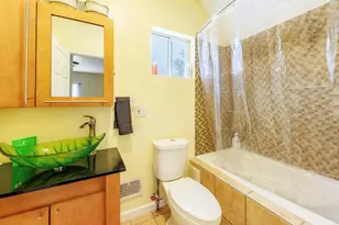 7412 S Phillips Ave, Chicago, IL 60649 - Photo 15