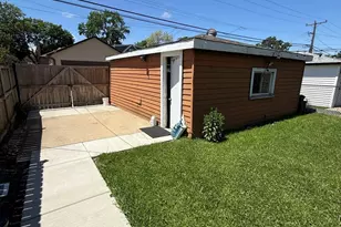 3816 N Pacific Ave, Chicago, IL 60634 - Photo 13