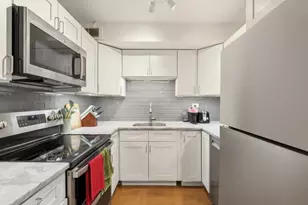3100 N Lake Shore Dr, Chicago, IL 60657 - Photo 7