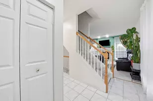 1114 Coventry Ln, Bolingbrook, IL 60440 - Photo 5