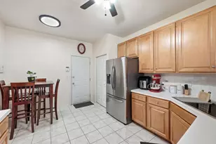 1114 Coventry Ln, Bolingbrook, IL 60440 - Photo 11