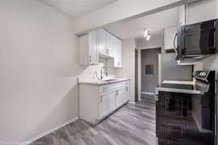 675 Grove Dr, Elk Grove Village, IL 60007 - Photo 7