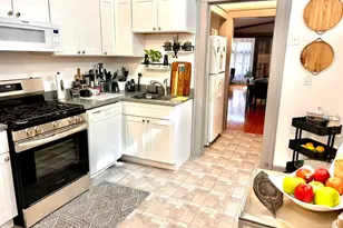 717 W Junior Terrace, Chicago, IL 60613 - Photo 9