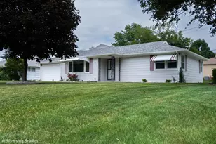 1160 Westlawn Dr, Kankakee, IL 60901 - Photo 1