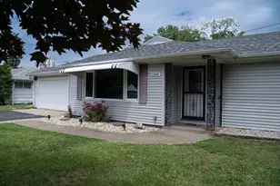 1160 Westlawn Dr, Kankakee, IL 60901 - Photo 3