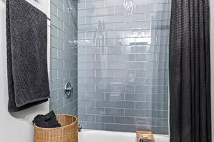 4147 S Wallace St, Chicago, IL 60609 - Photo 13