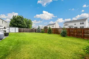 353 Pensacola St, Yorkville, IL 60560 - Photo 19