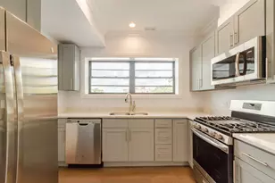 6344 N Artesian Ave, Chicago, IL 60659 - Photo 11