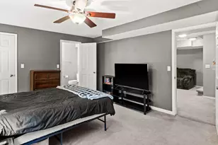 1240 Beacon Hill Ct, Normal, IL 61761 - Photo 19